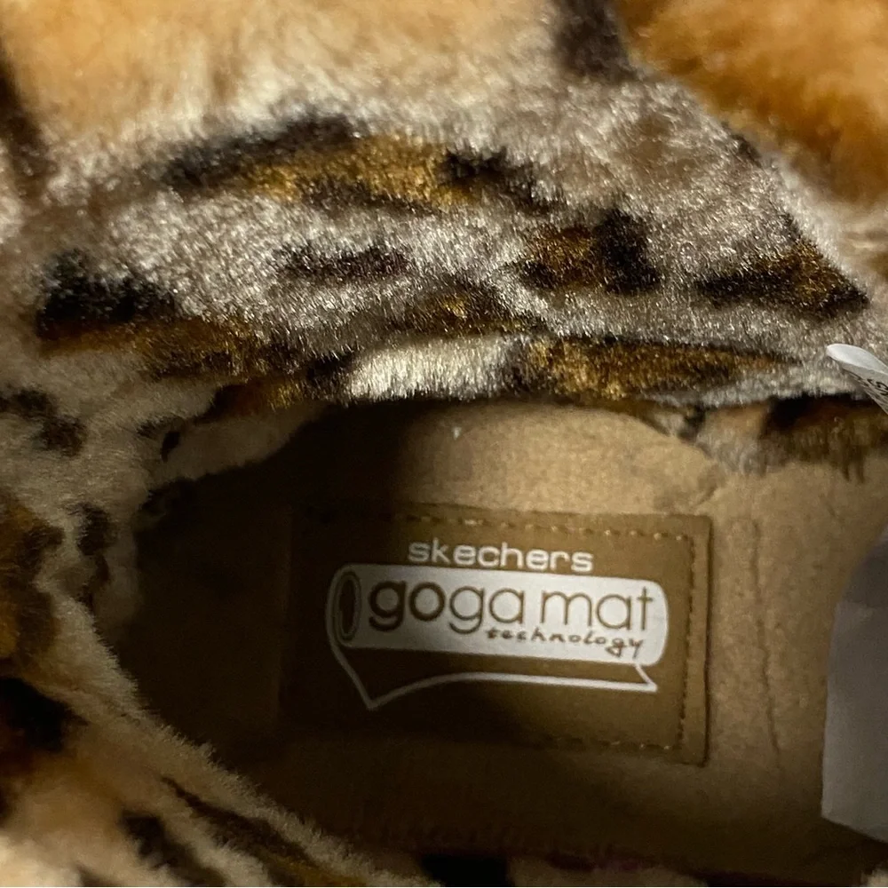 Skechers On The Go Winter Suede Animal Print Chugga Ankle Booties - NWOT - W7